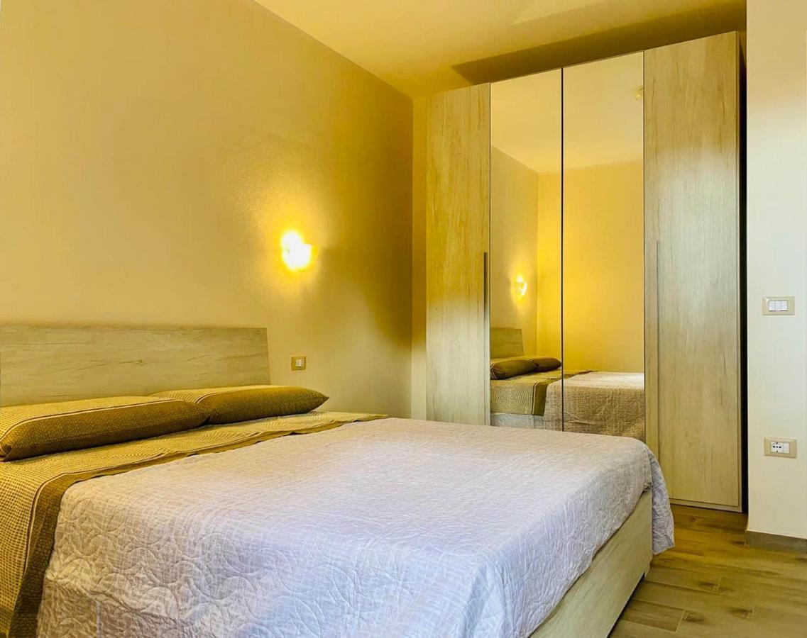 Apartmán Nuova Residenza Dei 7 Pini A Pochi Passi Dal Mare Porto Pino Exteriér fotografie