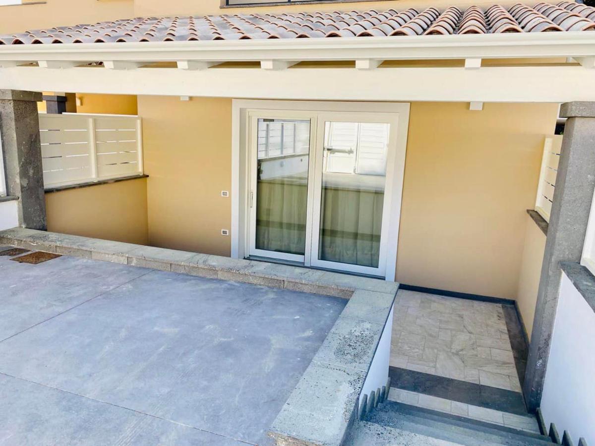 Apartmán Nuova Residenza Dei 7 Pini A Pochi Passi Dal Mare Porto Pino Exteriér fotografie