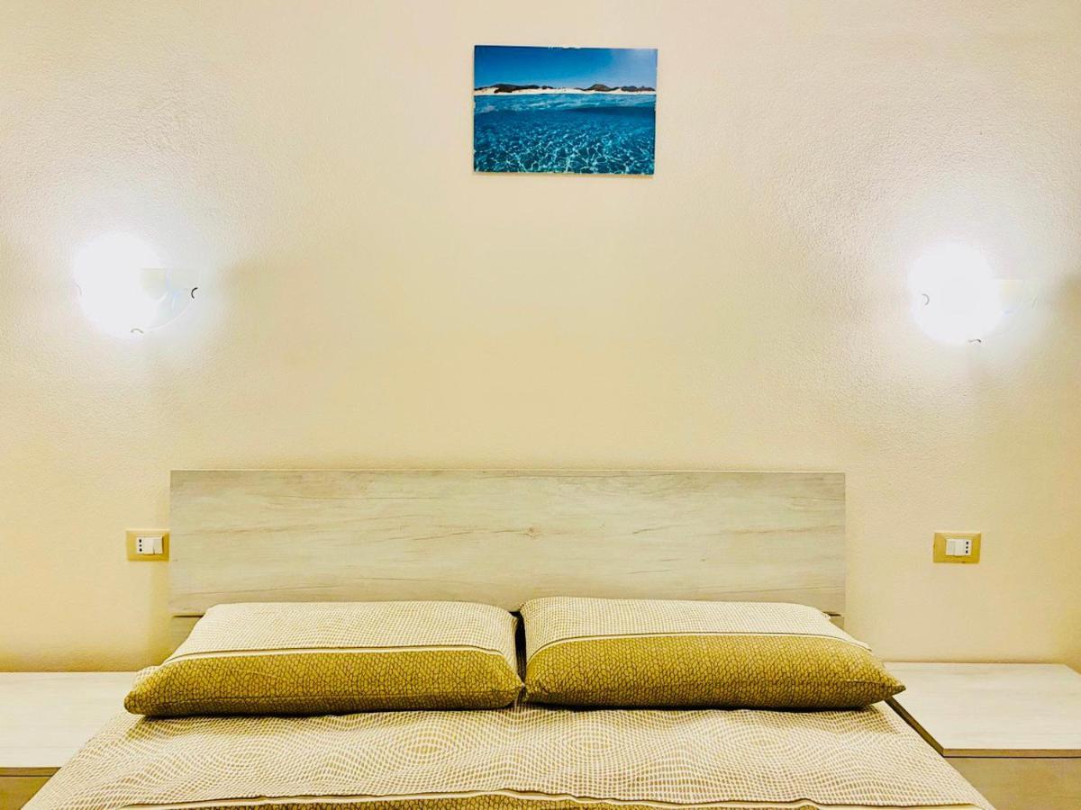 Apartmán Nuova Residenza Dei 7 Pini A Pochi Passi Dal Mare Porto Pino Exteriér fotografie
